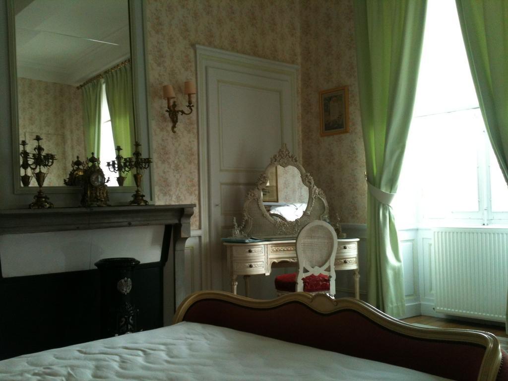 Le Chateau De Prauthoy Rom bilde