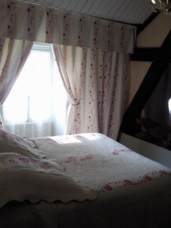 Le Chateau De Prauthoy Rom bilde